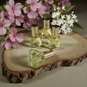 Luxury Oil Body Indulge Scent Rollers Skin Hydrating Aromatherapy